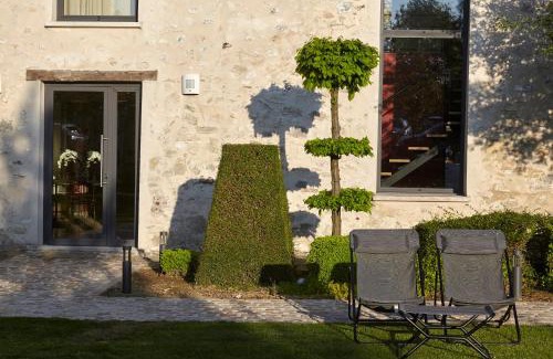 Mauregard Bed & Breakfast | Chambre d'hôtes Les Herbes Folles
