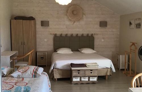 Heugas Bed & Breakfast | Chambre d'hôtes Maison des 5 Fleurs