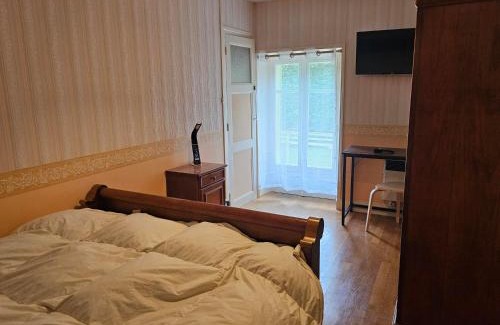 Lurcy-le-Bourg House | Chambre d'hote les frérots