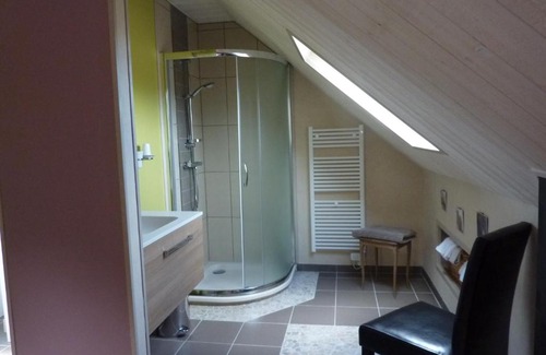 Le Molay-Littry Bed & Breakfast | Chambre d'Hotes La Queue au Loup