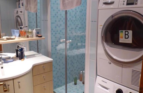 Annecy House | Chambre dans un appartement Annecy Gare-Centre