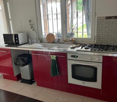 Argenteuil House | Chambre de joie