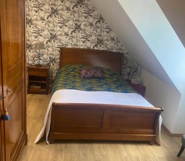 Mont-Saint-Eloi Bed & Breakfast | Chambre des Tours 2