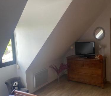Mont-Saint-Eloi Bed & Breakfast | Chambre des Tours 2