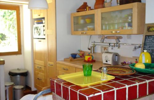 Caremeau House | Chambre donnant sur jardin