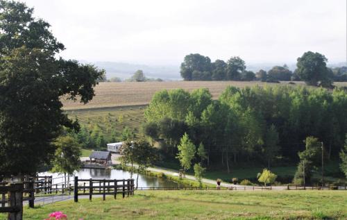 Ferrieres-la-Verrerie Bed & Breakfast | Chambre double Paradis