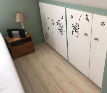 Auxerre House | Chambre double avec salle de bain privative