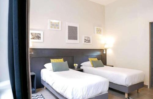 Nouzilly Apartment | chambre double cote d'azure