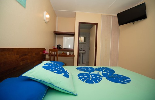 Bora Bora Hotel | Chambre double salle de bain privée