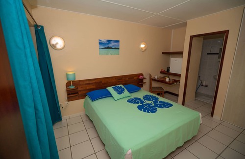 Bora Bora Hotel | Chambre double salle de bain privée