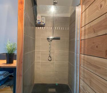 Yvre-l'Eveque Bed & Breakfast | Chambre en campagne