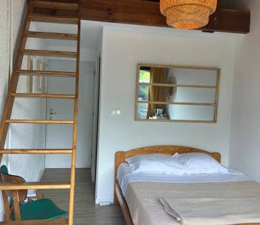 Soustons House | Chambre et sdb avec entrée privative