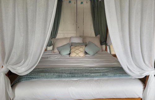 Lugon-et-l'ile-du-Carney Bed & Breakfast | Chambre Océan Cosy Bordeaux Saint Emilion