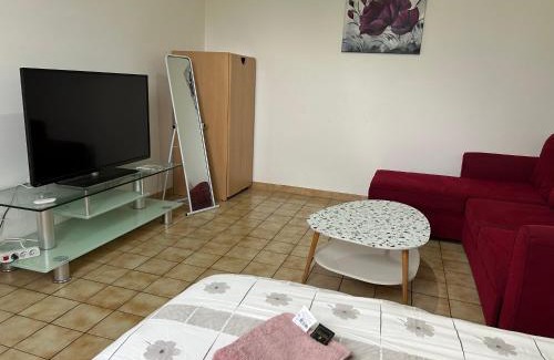 Montceau-les-Mines House | Chambre
