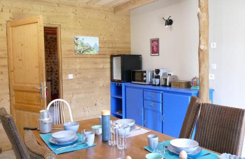 Saint-Michel-de-Maurienne Bed & Breakfast | Chambre d'hôtes à la Chèvrerie de Saint Michel