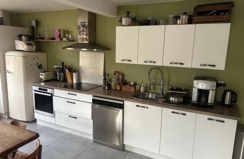 Saint-Yrieix-sur-Charente House | Chambre paisible proche Centre Ville