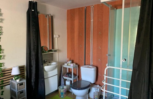 Rilhac-Rancon House | Chambre indépendante confortable et calme !