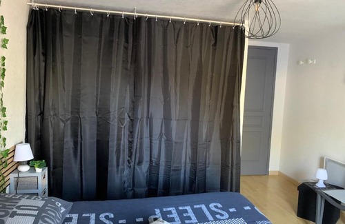 Rilhac-Rancon House | Chambre indépendante confortable et calme !
