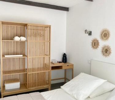Quartier des Espesses House | Chambre indépendante avec terrasse privée et piscine
