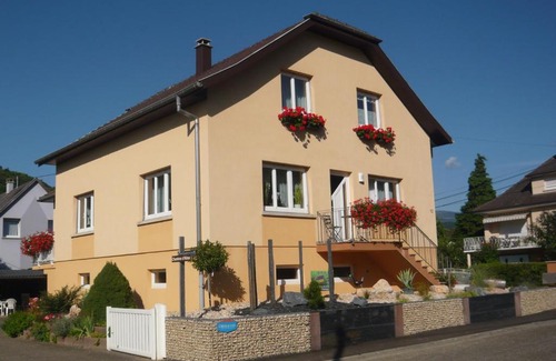 Westhalten Bed & Breakfast | Chambre Jonquille