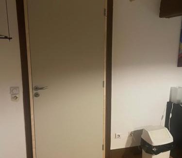 Vendenheim House | Chambre Kayalvizhi