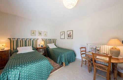 Saint-Benoit-sur-Loire Bed & Breakfast | Chambre La Loire - Accès Handicapé, WiFi, Animaux admis - FR-1-590-458