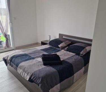 Cadaujac House | chambre maison 2