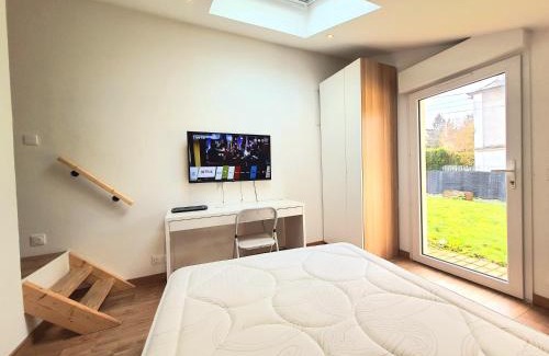 Evreux House | Chambre paisible chez l'habitant en rez de chaussée avec salle d'eau 10 min gare et centre ville