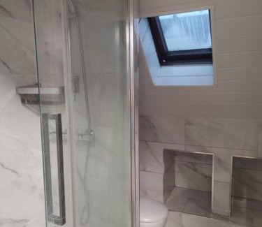 Bobigny House | Chambre privée à Bobigny -Salle de bain et toilettes communes, pas de cuisine, check-in après 19h