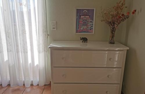 Millas House | Chambre privée cosy, salle de bain et terrasse