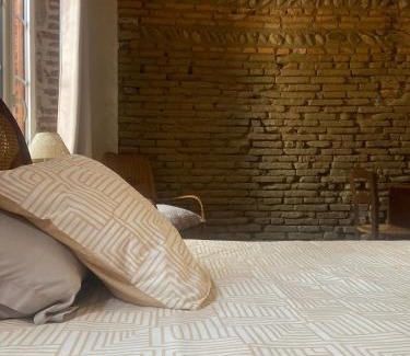 Carbonne House | Chambre privée dans maison de ville du XVIIIe siècle