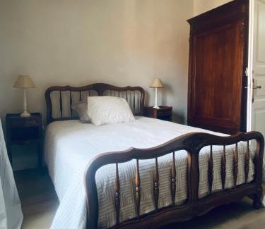 Carbonne House | Chambre privée dans maison de ville du XVIIIe siècle