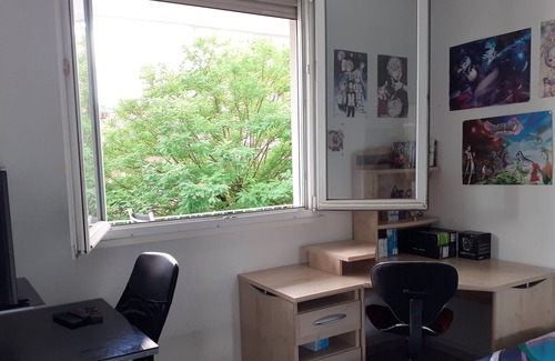 Up 1.5 Saint-Ferreol Bed & Breakfast | Chambre Privee Dans Appartement