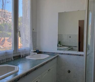 Roucas-Blanc House | Chambre Proche Plage du Prophète