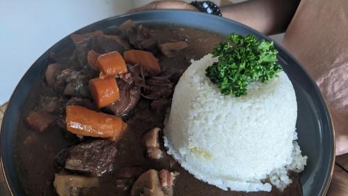 Paron Bed & Breakfast | Chambre proche Sens petit-déjeuner et dîner sur demande