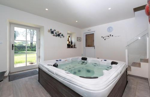 Brech Bed & Breakfast | Chambre - Spa - Piscine - Sauna