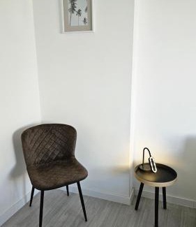 Montignies-sur-Sambre House | Chambre spacieuse