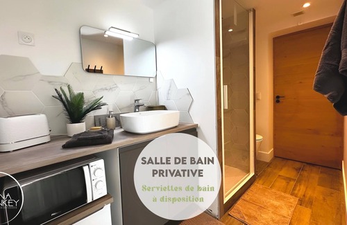 Bourgoin-Jallieu Apartment | Chambre tout confort