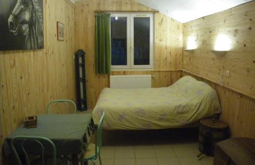 Chaudenay Bed & Breakfast | Chambre triple du grand sapin