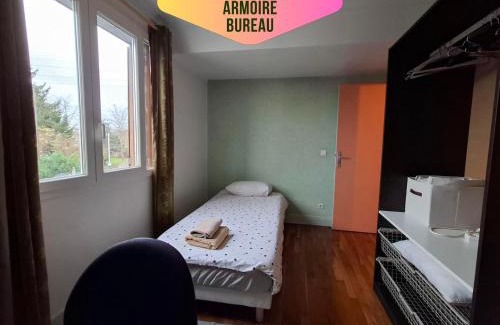 Vigneux-sur-Seine House | Chambre Villa Virginie Confort, Cuisine équipée, WiFi Parking jardin, Idéal couple, famille ou télétravail, Accès rapide Paris, Aéroport d'Orly