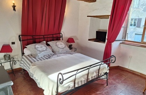 Malves-en-Minervois Bed & Breakfast | Chambres al castel in malves en minervois, 10km from the town of carcasonne
