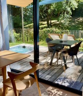 Albi House | Chambres avec Jacuzzi privatif - Kassiopée Bed & Spa