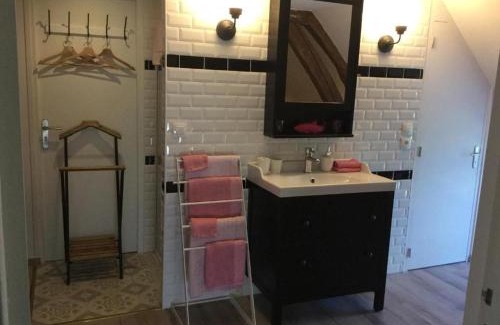 Fontguenand Bed & Breakfast | Chambres avec petit-déjeuner et table d'hôtes près des Châteaux de la Loire - FR-1-591-698