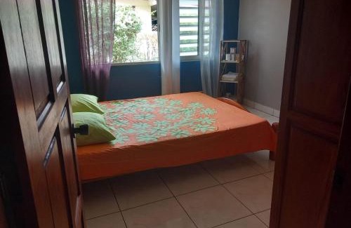 Teahupoo Bed & Breakfast | Chambres chez Maeva, bord de mer privé