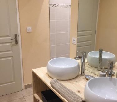 Saint-Vincent-les-Forts Bed & Breakfast | Chambres d'Hôtes du Villaret