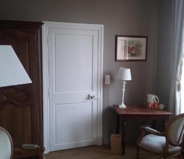 Bretteville-sur-Odon Bed & Breakfast | Chambres d'hôtes du Bas Manoir