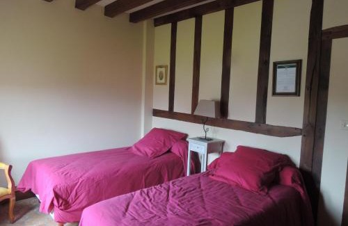 Batilly-en-Puisaye Bed & Breakfast | Chambres d'hôtes La Colinière