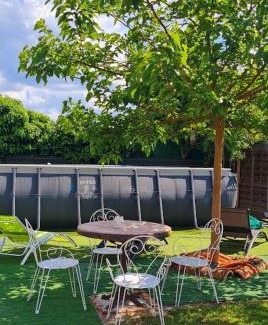 Nouan-le-Fuzelier Bed & Breakfast | Chambres d'hôtes Maison Sainte-Suzanne