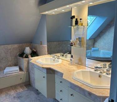 Villaines-la-Juhel Bed & Breakfast | Chambres d'hôtes Le Bignon dans les Alpes Mancelles