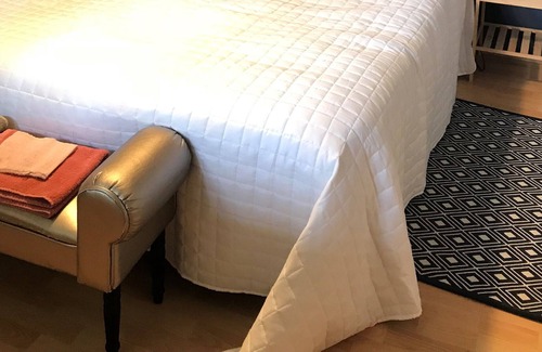 Le Perreon Bed & Breakfast | Chambres d'hôte Maison Privée